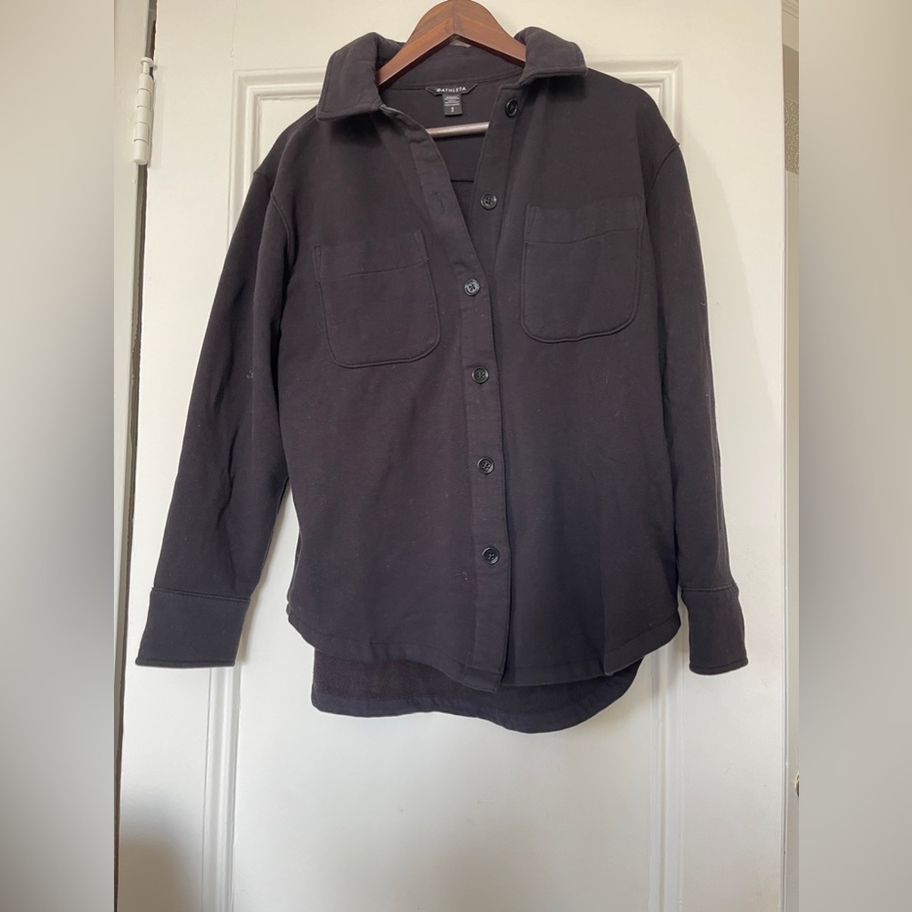 Athleta retro plush shirt jacket, size small, color black.